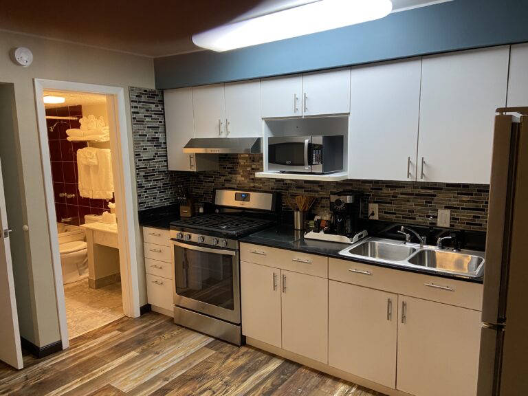 Salida Gateway Inn & Suites Efficiency Suite Queen-7
