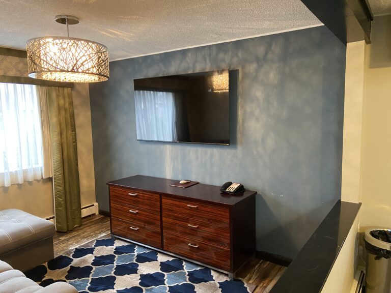 Salida Gateway Inn & Suites Efficiency Suite Queen-1
